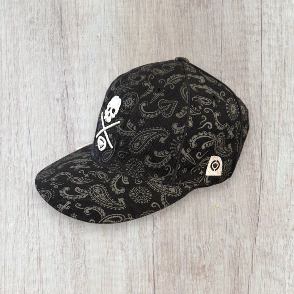 Circa Paisley Skull Fitted Hat 7 3/8 Black Skate Streetwear Y2K Goth Cap